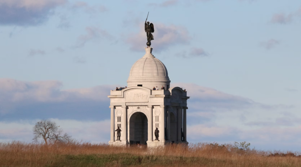 monument in gettysburg battlefield